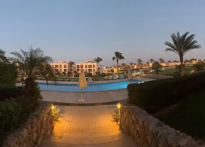 Golf Hights Luxury Apartment- Brand New *